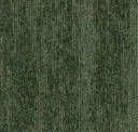 685