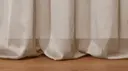 825