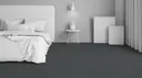 560