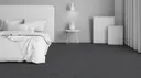 560